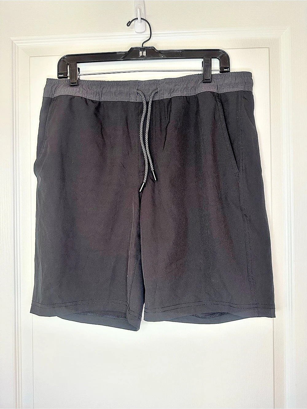 Legacy The All Day Short Athletic Shorts in Black Size Medium NWT